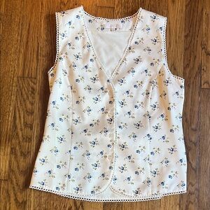 Wayf Floral Button-Down vest- size M preppy fairycore